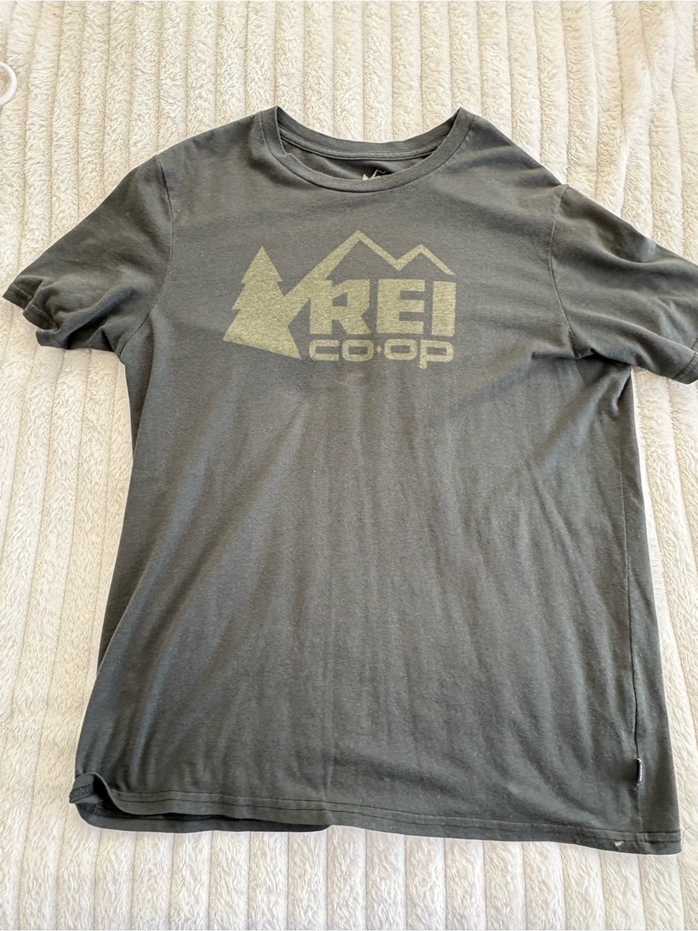 REI Co-op Short Sleeve Logo Tee in Charcoal with Olive Graphic